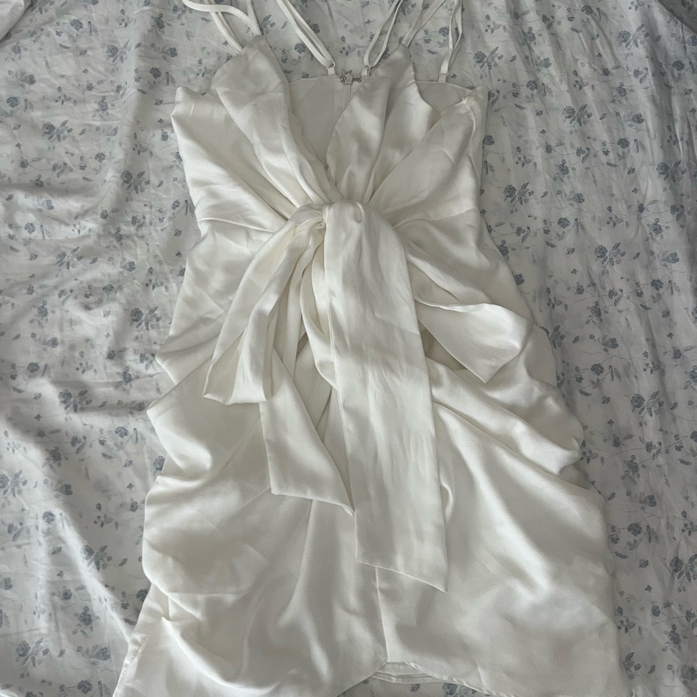 DO+BE White Babydoll Spaghetti Strap Dress